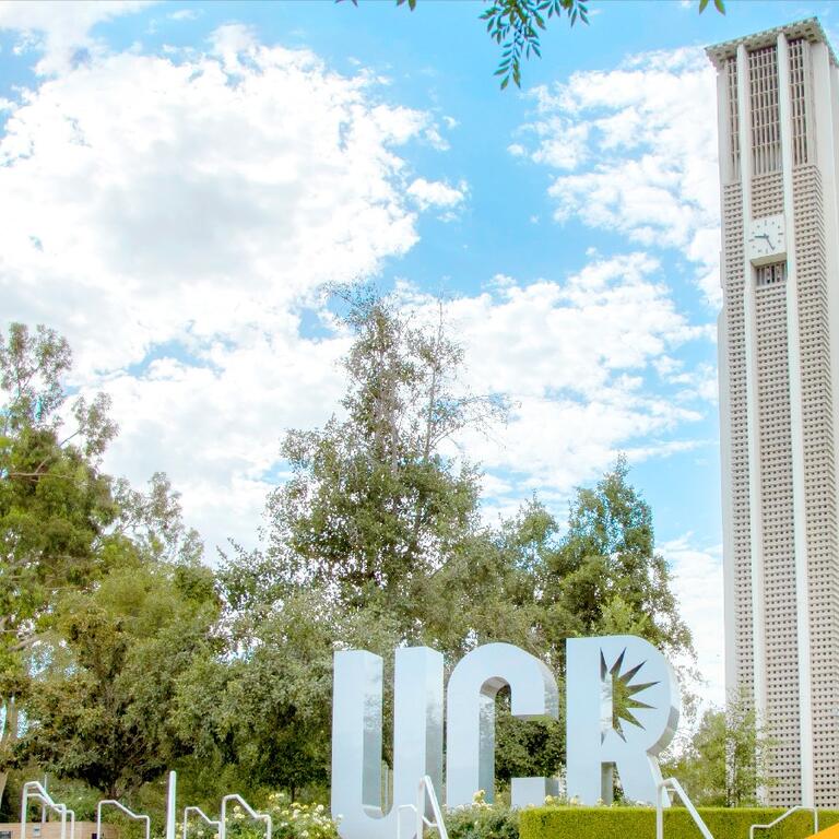 UCR Landscape Banner for Buscadores
